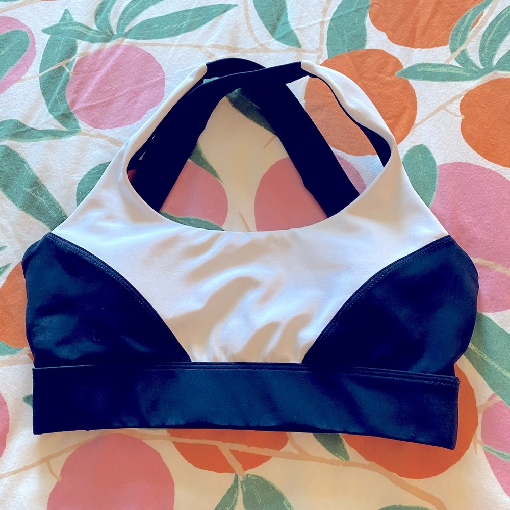 Lilybod sports bra, super supportive for D+
